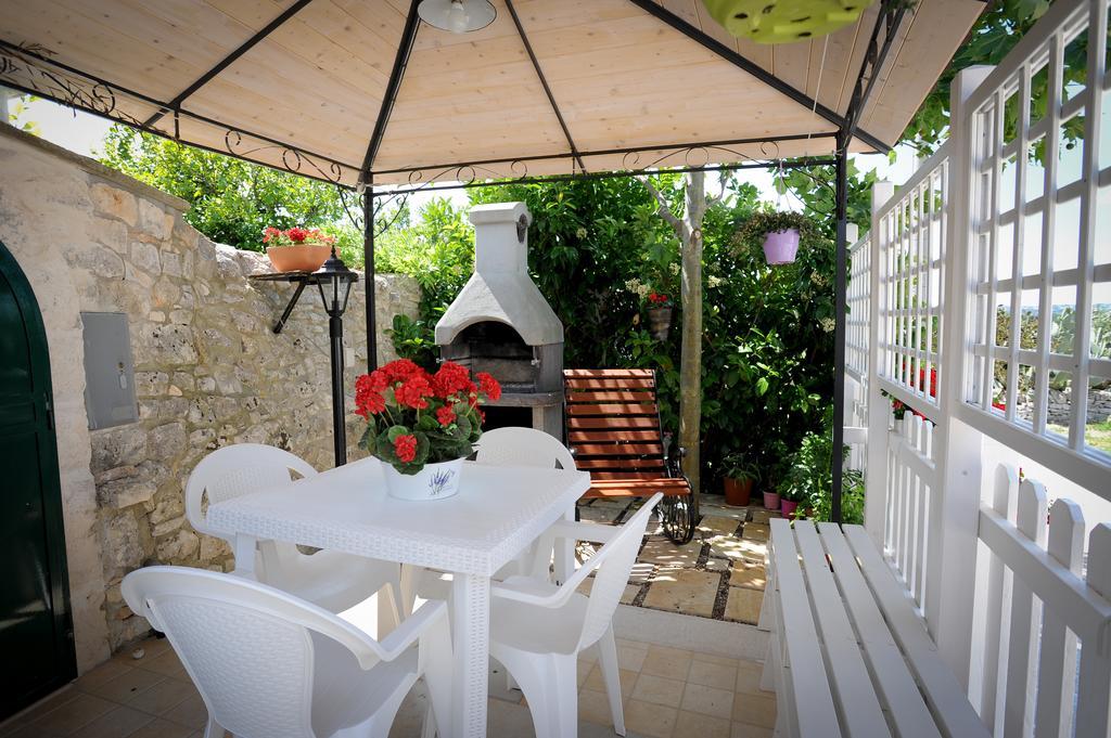 Trullo Di Tagaro Villa Locorotondo Exterior photo